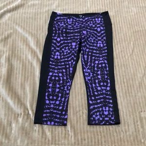 Z by Zella purple and black cropped legging